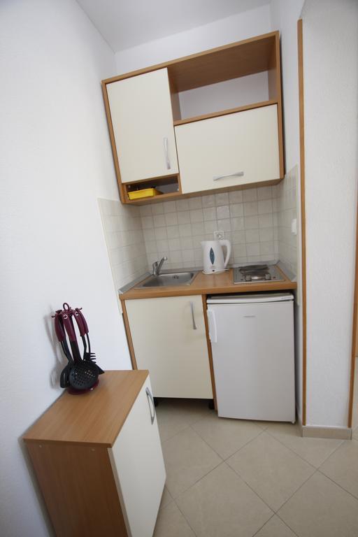 Apartments Neva Макарска Номер фото